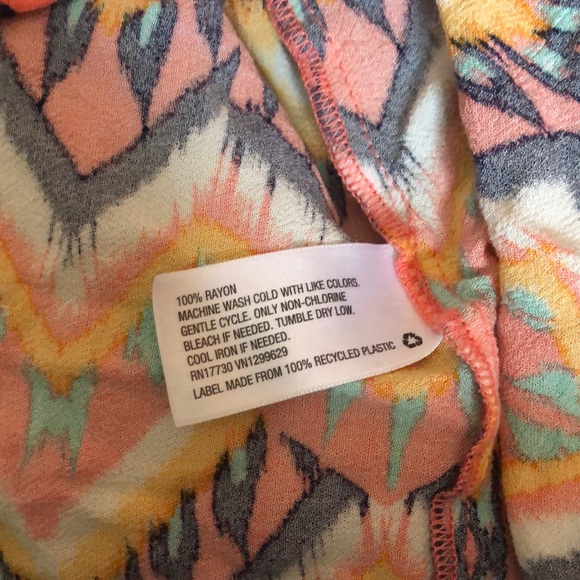 Xhilaration Boho Aztec Tribal Crop Top Tank Top - Picture 6 of 6